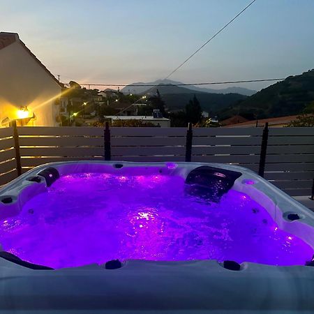 Villa Eftychia Serene Getaway With Hot Tub In A Quiet Location Kíssamos Exterior foto