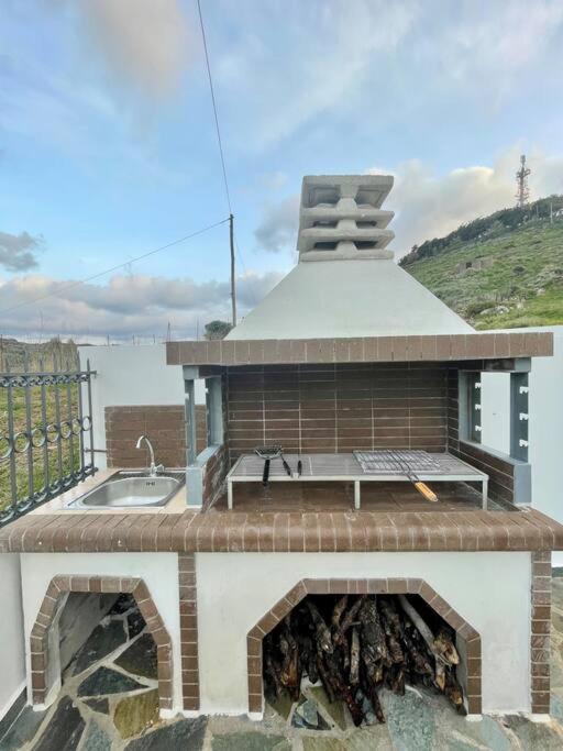 Villa Eftychia Serene Getaway With Hot Tub In A Quiet Location Kíssamos Exterior foto
