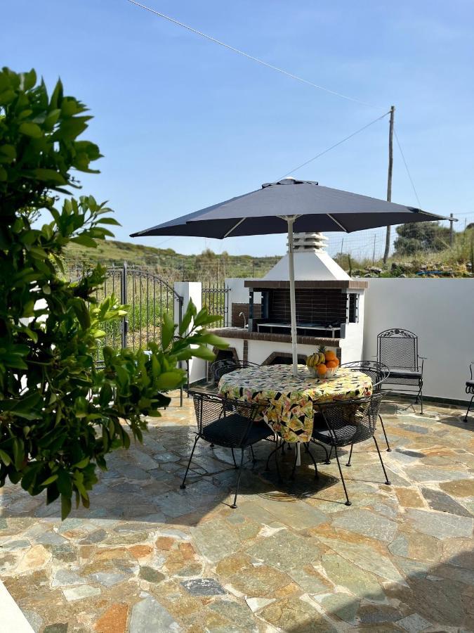 Villa Eftychia Serene Getaway With Hot Tub In A Quiet Location Kíssamos Exterior foto