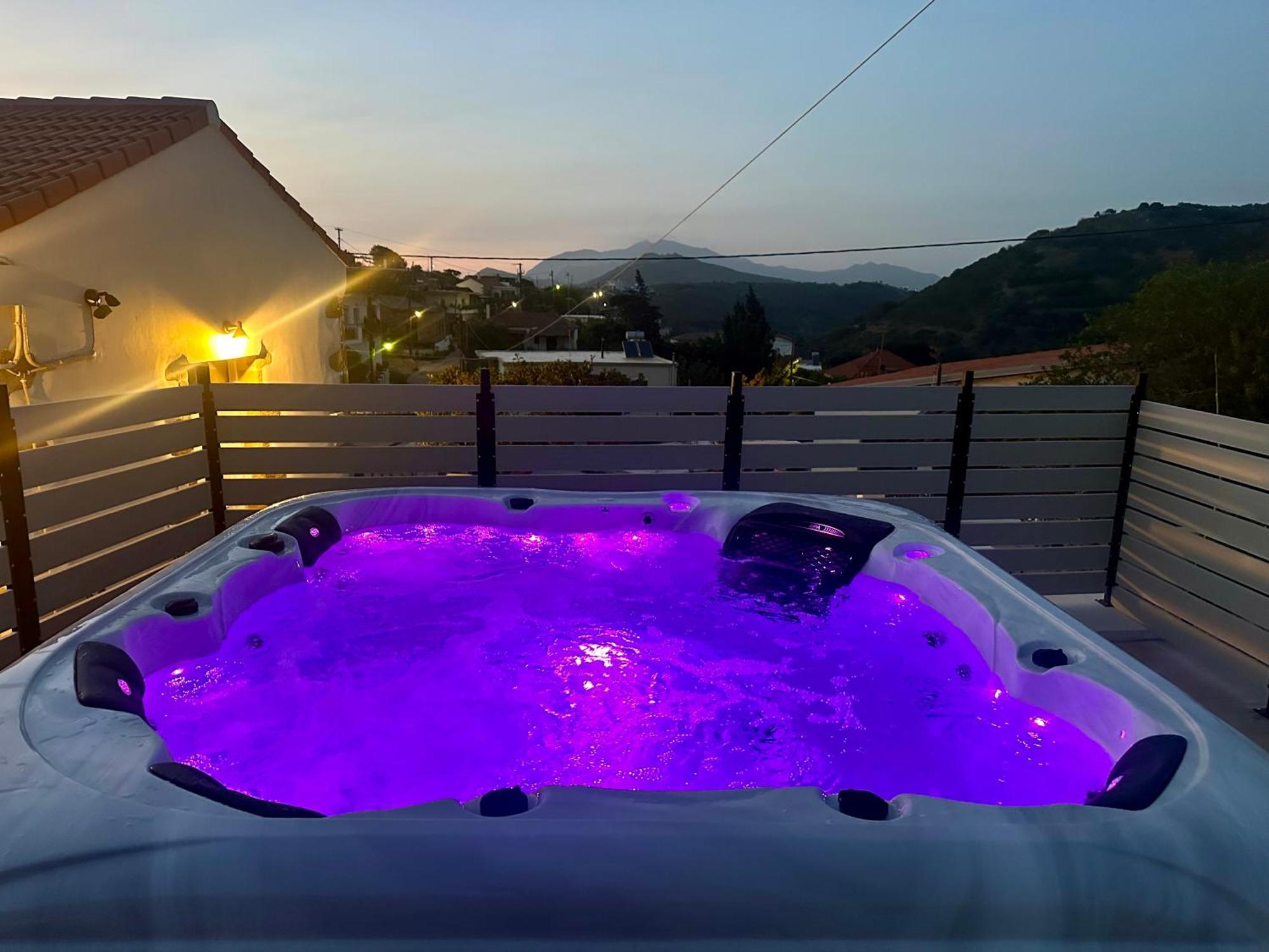Villa Eftychia Serene Getaway With Hot Tub In A Quiet Location Kíssamos Exterior foto