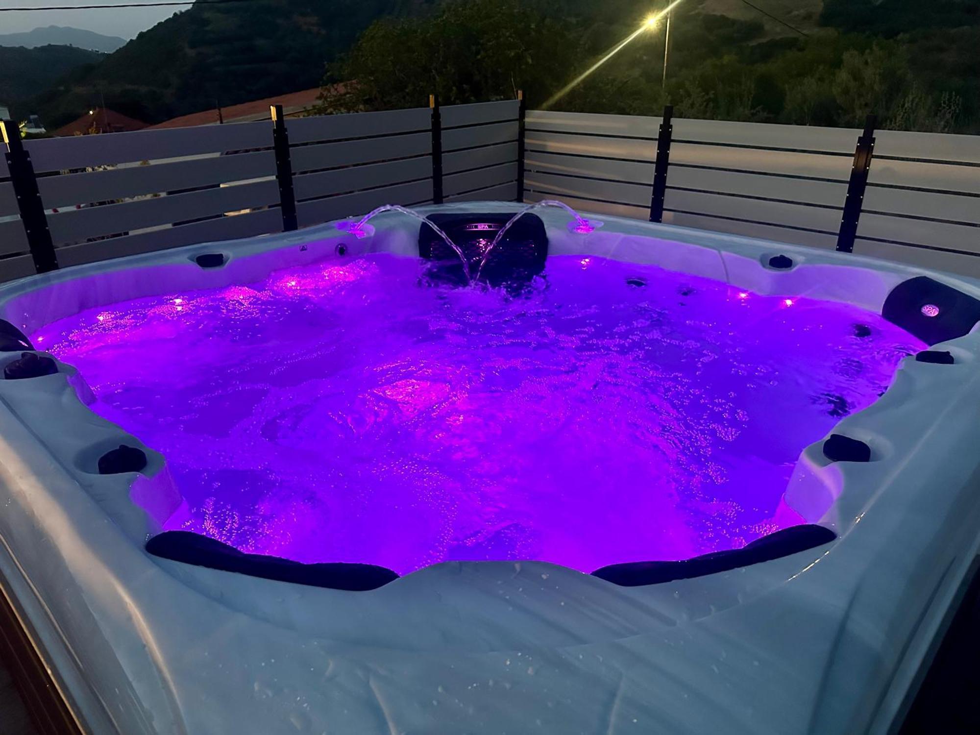 Villa Eftychia Serene Getaway With Hot Tub In A Quiet Location Kíssamos Exterior foto